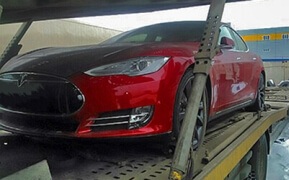 Bringcar.ru - Перевозка Tesla Model S по России и СНГ. Предоставляем страхование всего груза.